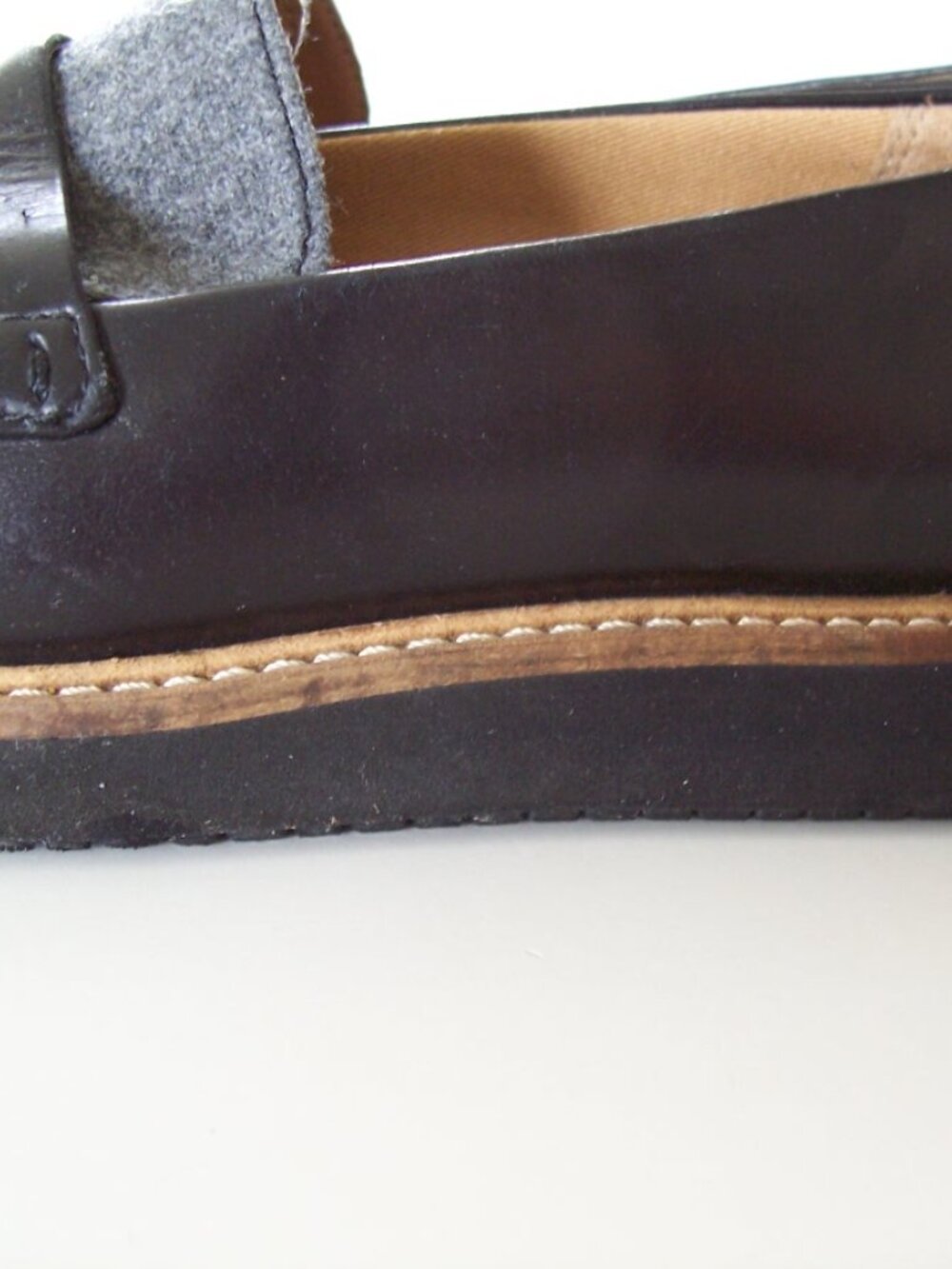 Clarks Women Slip-On Loafer Flat Women's Size 7.5 - Picture 2 of 4